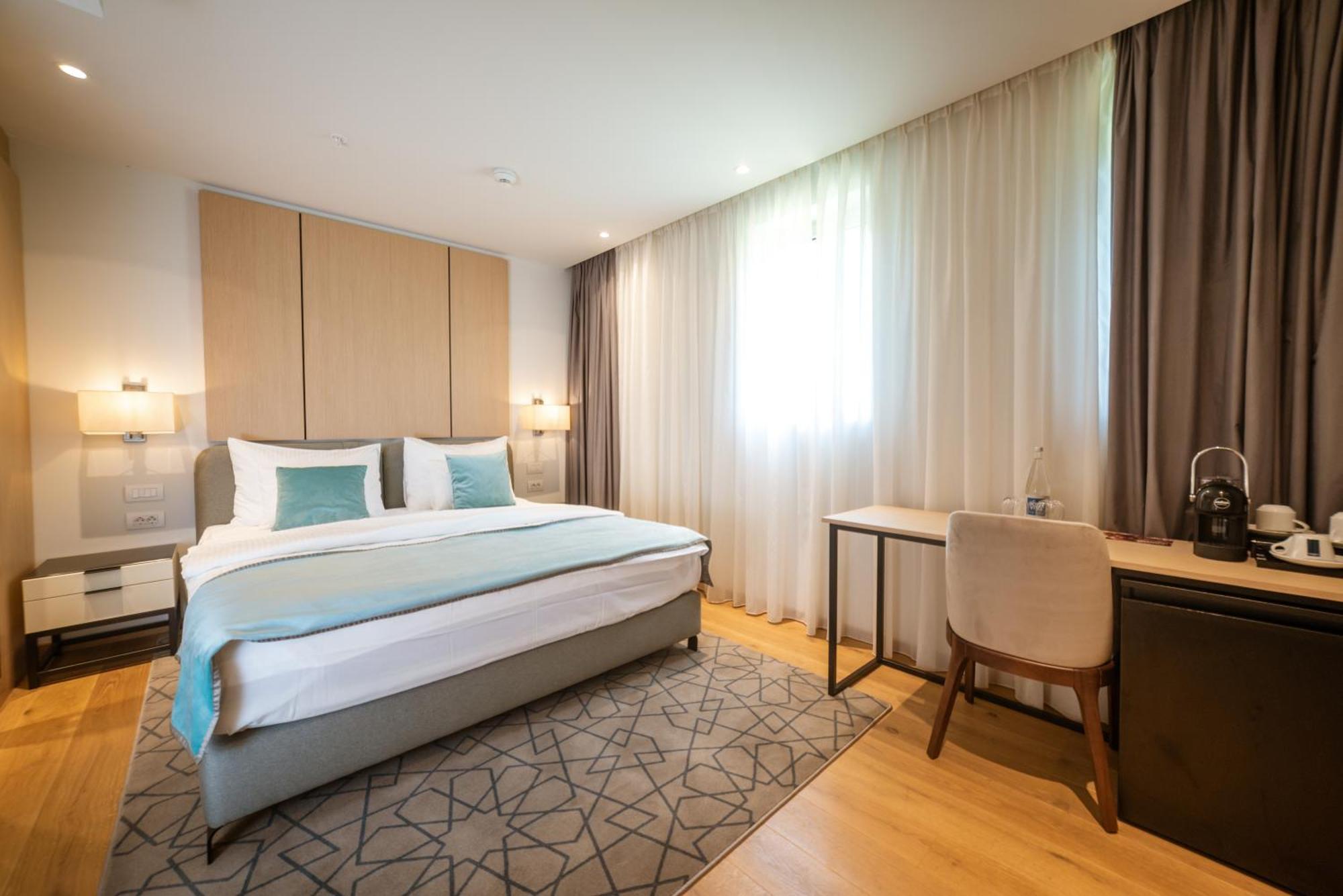 Hotel Imperial Conference & Spa Будва Экстерьер фото