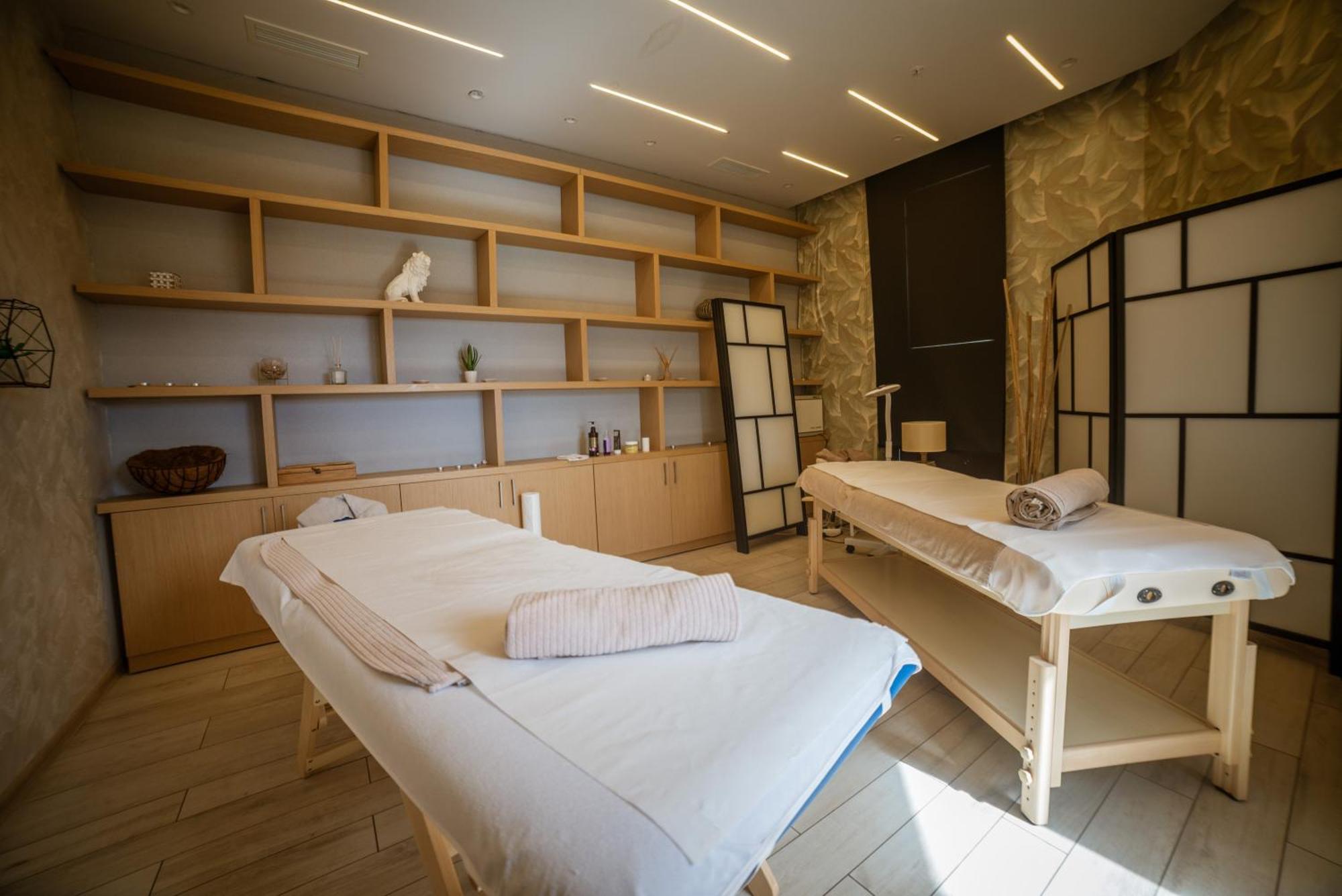 Hotel Imperial Conference & Spa Будва Экстерьер фото